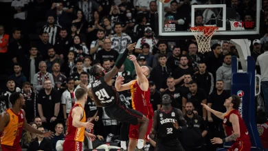 Derbide kazanan Beşiktaş 1 Beşiktaş ile Galatasaray MCT Technic, Basketbol Süper Ligi'nin 4. haftasında karşı karşıya geldi.
